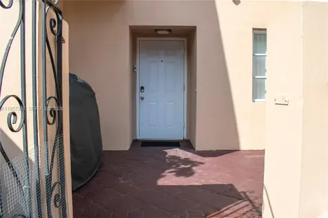 4144 Inverrary Drive Lauderhill FL 33319