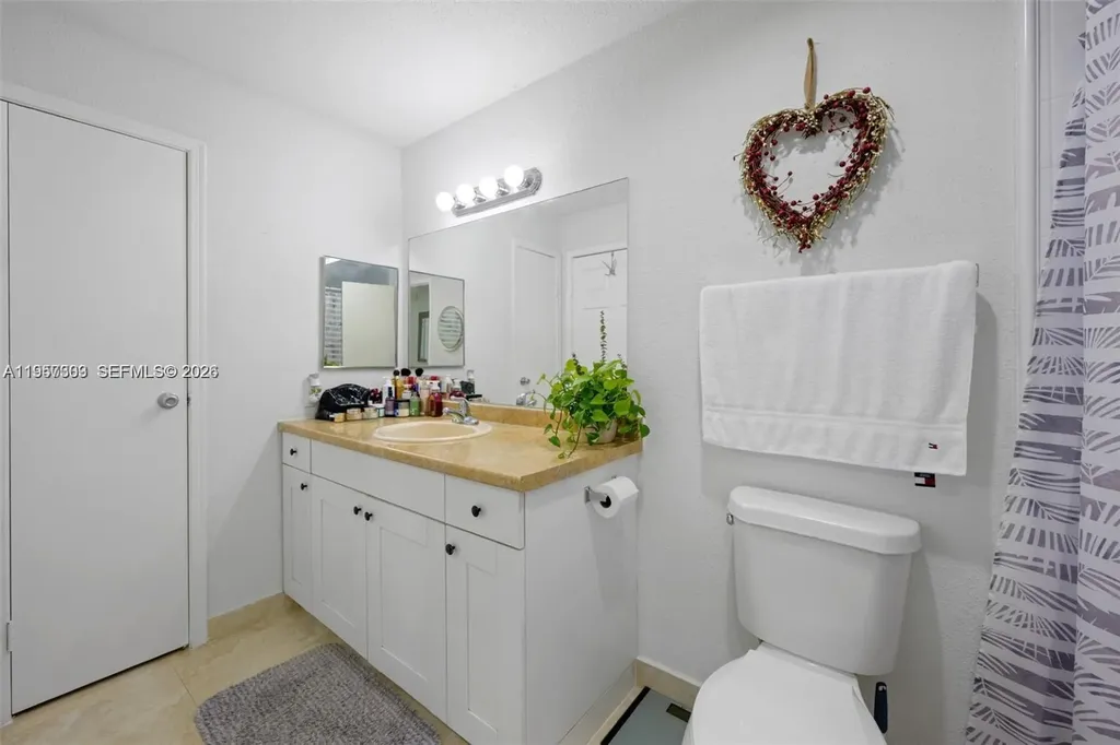 777 Riverside Drive Coral Springs FL 33071