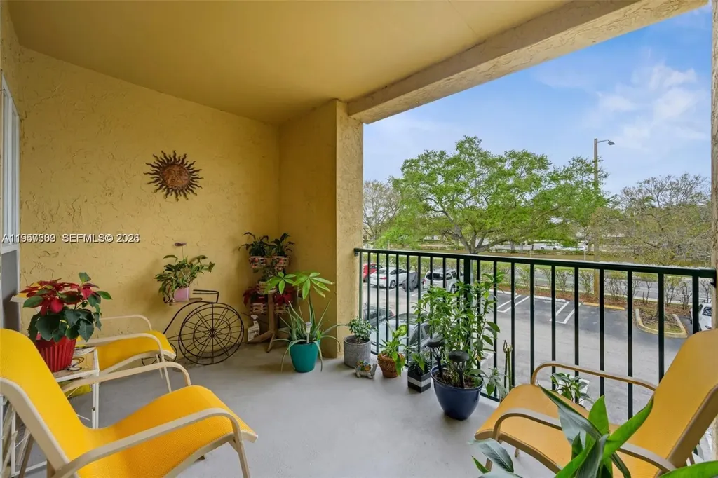 777 Riverside Drive Coral Springs FL 33071