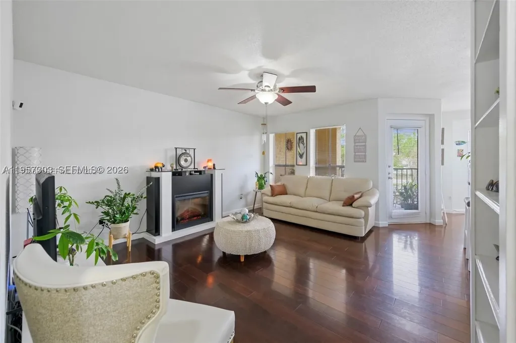 777 Riverside Drive Coral Springs FL 33071