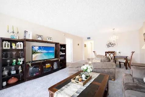 3800 S Ocean Drive Hollywood FL 33019