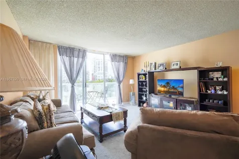3800 S Ocean Drive Hollywood FL 33019