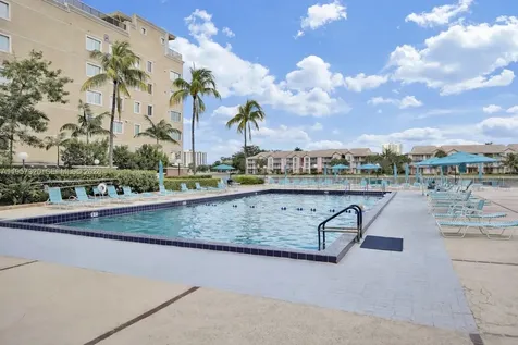 3800 S Ocean Drive Hollywood FL 33019