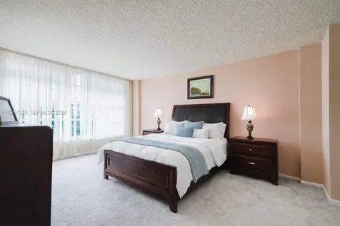 3800 S Ocean Drive Hollywood FL 33019