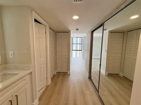 20335 W Country Club Drive Aventura FL 33180