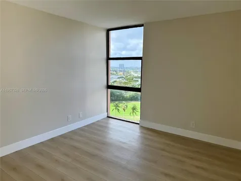 20335 W Country Club Drive Aventura FL 33180