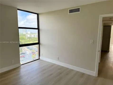 20335 W Country Club Drive Aventura FL 33180