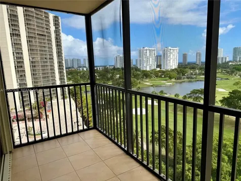20335 W Country Club Drive Aventura FL 33180
