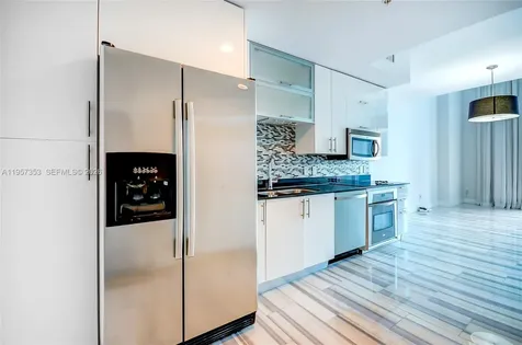 60 SW 13th Street Miami FL 33130