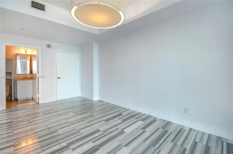 60 SW 13th Street Miami FL 33130
