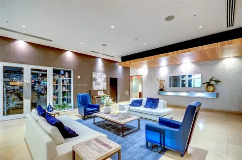 60 SW 13th Street Miami FL 33130