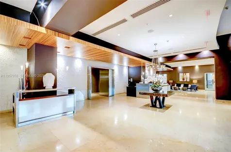 60 SW 13th Street Miami FL 33130