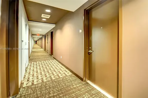 60 SW 13th Street Miami FL 33130