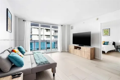 6917 Collins Avenue Miami Beach FL 33141