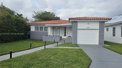 9348/9356 Byron Avenue Surfside FL 33154