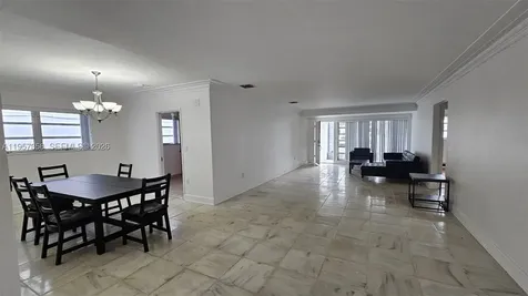9348/9356 Byron Avenue Surfside FL 33154
