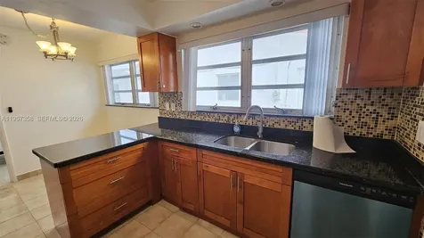 9348/9356 Byron Avenue Surfside FL 33154