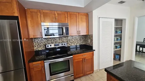 9348/9356 Byron Avenue Surfside FL 33154