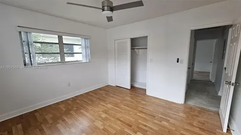 9348/9356 Byron Avenue Surfside FL 33154