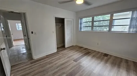 9348/9356 Byron Avenue Surfside FL 33154