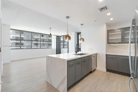 3301 NE 1st Avenue Miami FL 33137