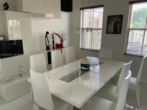 7586 NW 113th Path Doral FL 33178