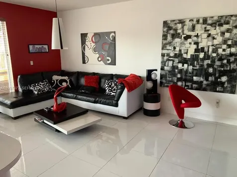 7586 NW 113th Path Doral FL 33178