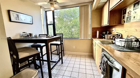 6800 Cypress Road Plantation FL 33317