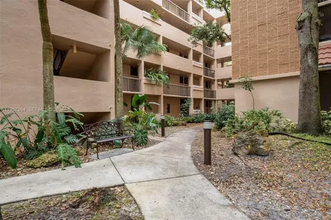 6800 Cypress Road Plantation FL 33317