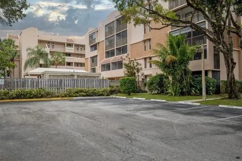6800 Cypress Road Plantation FL 33317