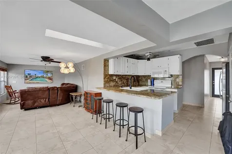 1121 Guava Isle Fort Lauderdale FL 33315
