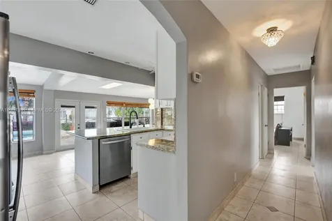 1121 Guava Isle Fort Lauderdale FL 33315