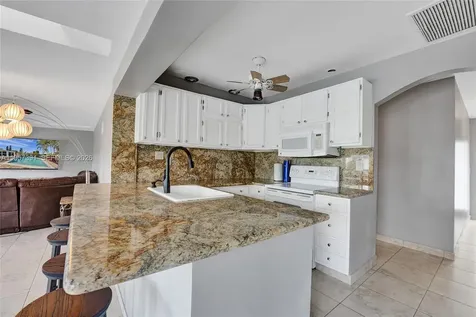 1121 Guava Isle Fort Lauderdale FL 33315