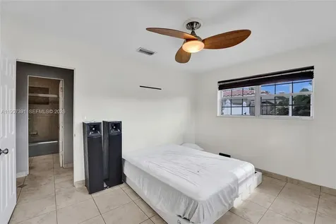 1121 Guava Isle Fort Lauderdale FL 33315
