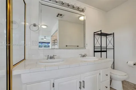 1121 Guava Isle Fort Lauderdale FL 33315