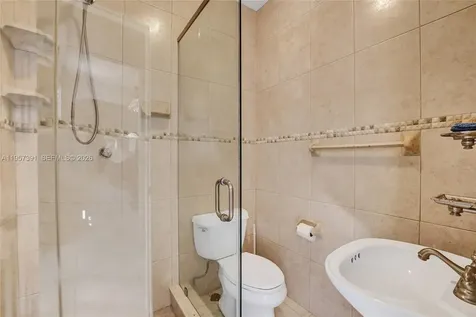 1121 Guava Isle Fort Lauderdale FL 33315