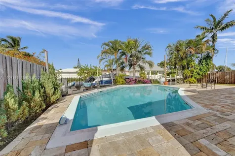 1121 Guava Isle Fort Lauderdale FL 33315