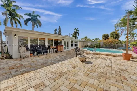 1121 Guava Isle Fort Lauderdale FL 33315