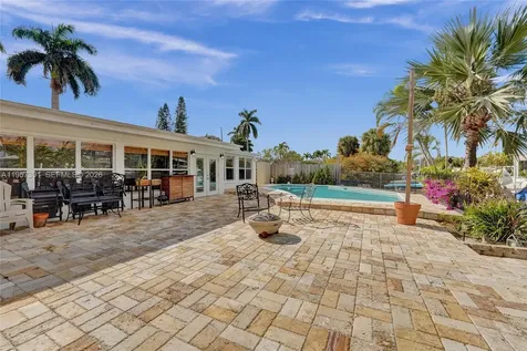 1121 Guava Isle Fort Lauderdale FL 33315