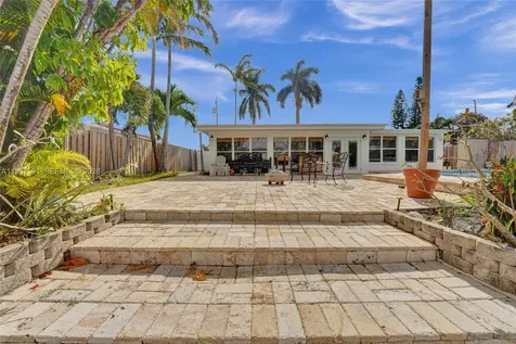 1121 Guava Isle Fort Lauderdale FL 33315