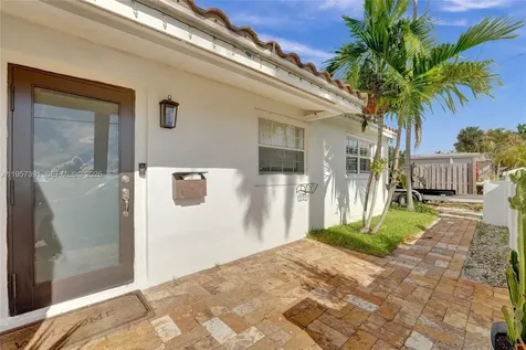 1121 Guava Isle Fort Lauderdale FL 33315
