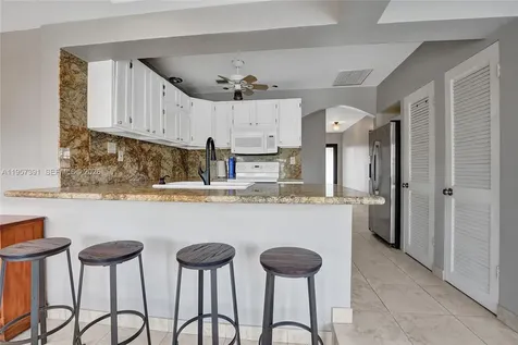1121 Guava Isle Fort Lauderdale FL 33315