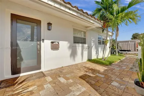1121 Guava Isle Fort Lauderdale FL 33315