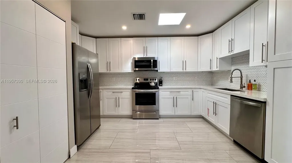 1324 NE 14th Avenue Fort Lauderdale FL 33304