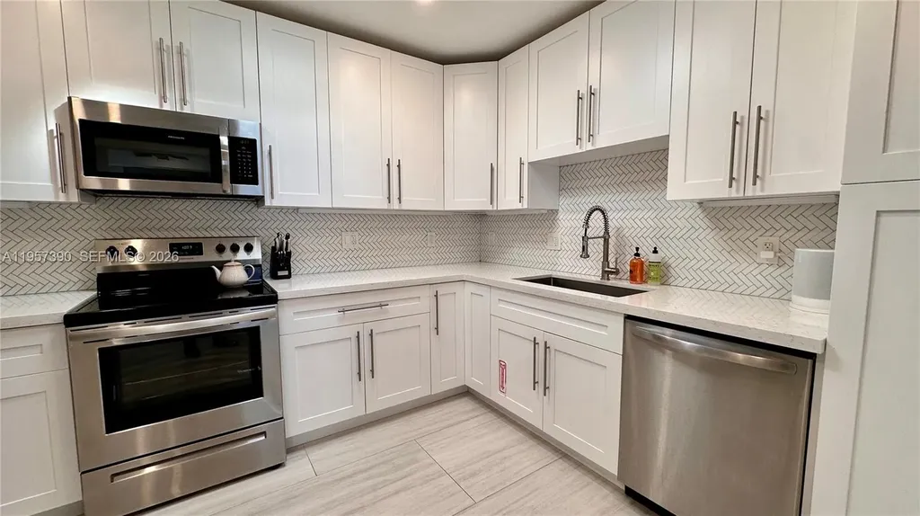 1324 NE 14th Avenue Fort Lauderdale FL 33304