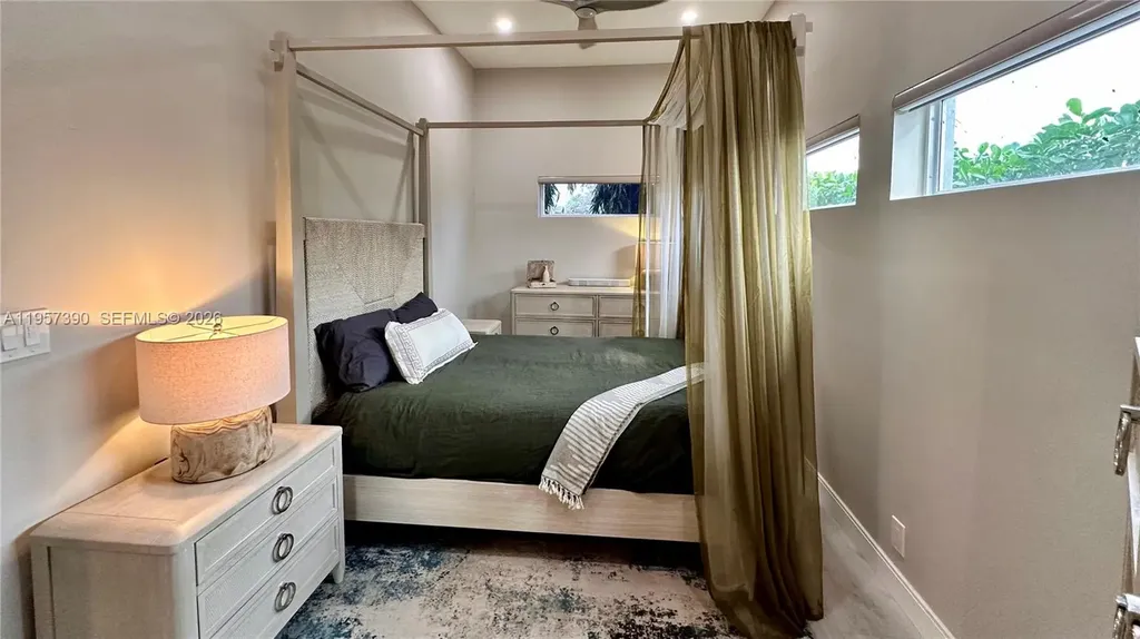 1324 NE 14th Avenue Fort Lauderdale FL 33304