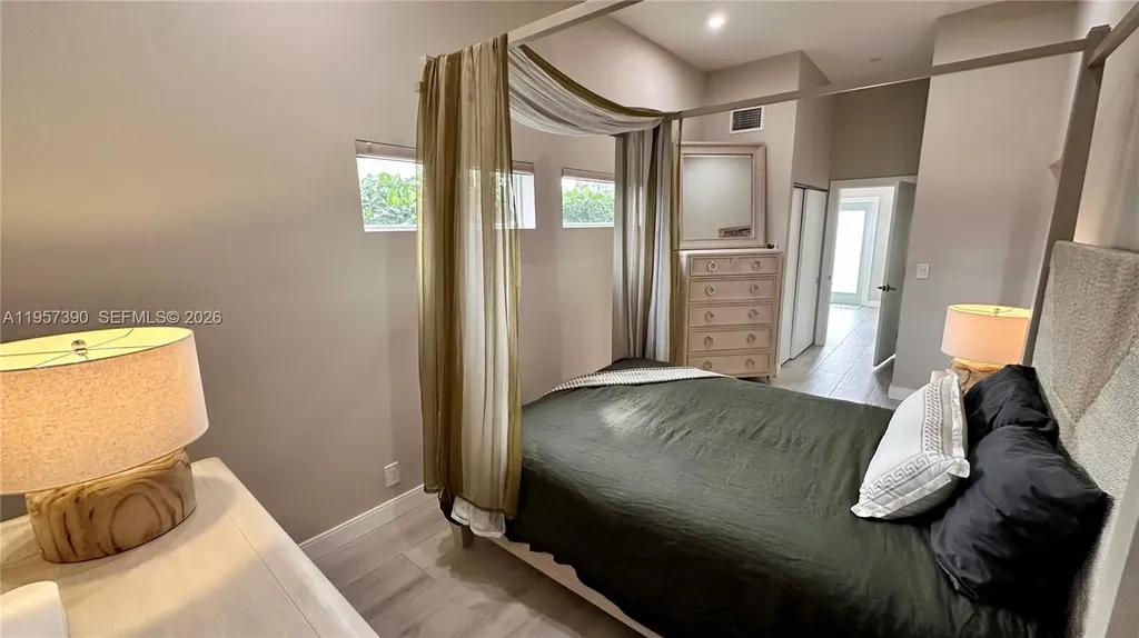 1324 NE 14th Avenue Fort Lauderdale FL 33304