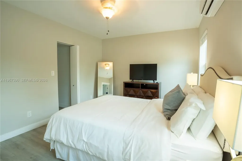 1324 NE 14th Avenue Fort Lauderdale FL 33304