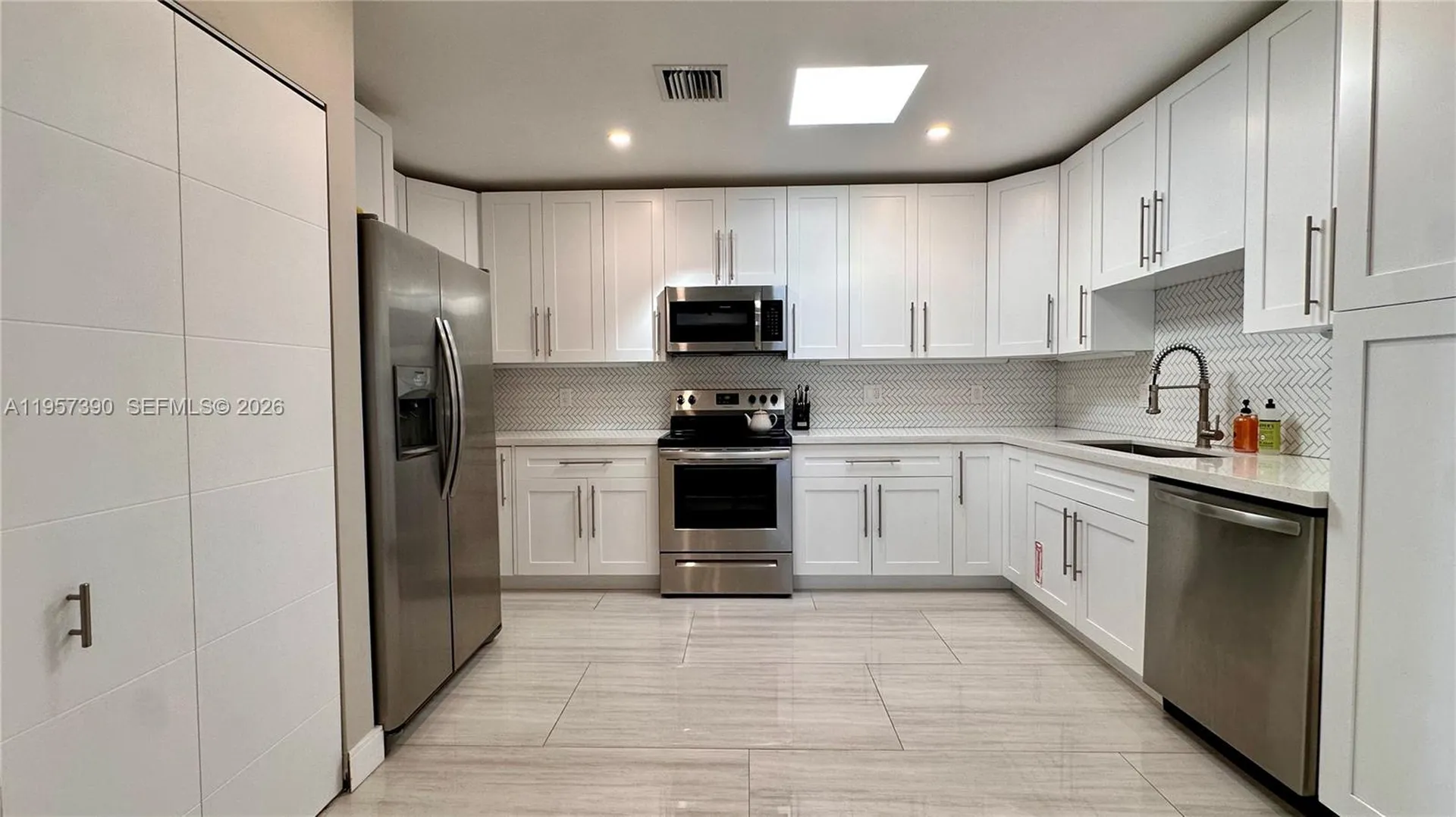 1324 NE 14th Avenue Fort Lauderdale FL 33304