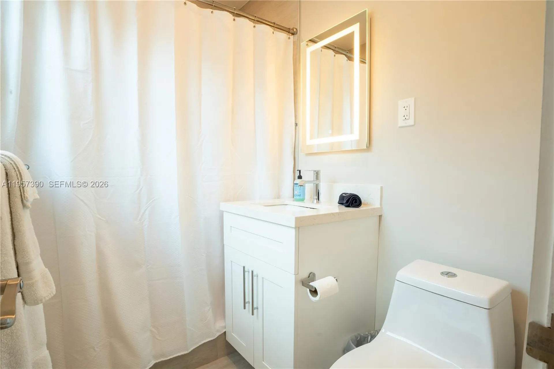 1324 NE 14th Avenue Fort Lauderdale FL 33304